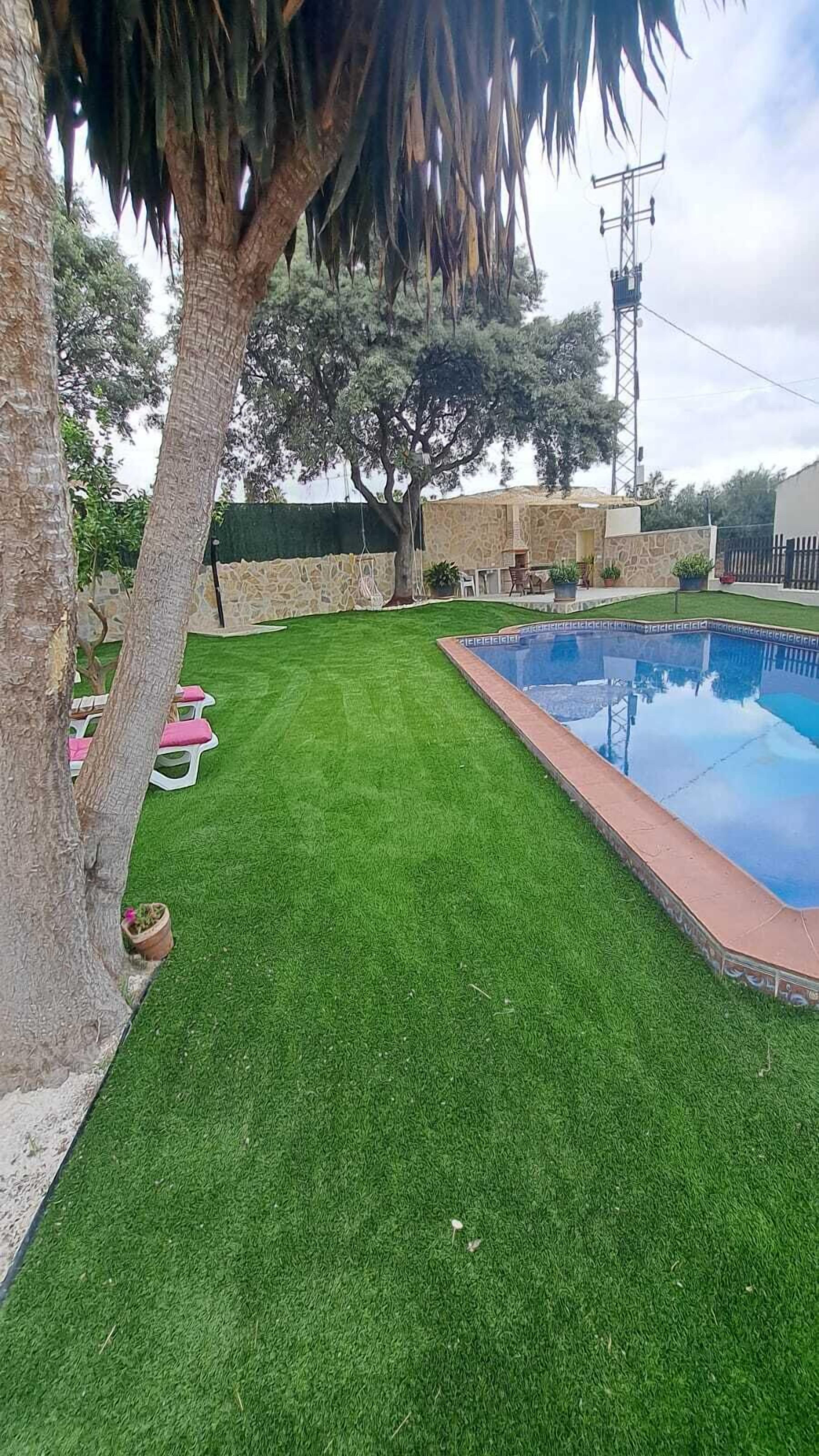 حمام سباحة