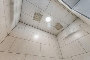 Interior - The Solstice , Hot Tub, EV Charger, Private Yard (Amarillo)