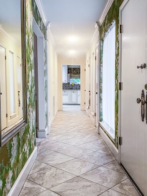 Interior - Centrally located, elegant, spacious, home, large screen tv, pool & ping pong! (Huntsville)