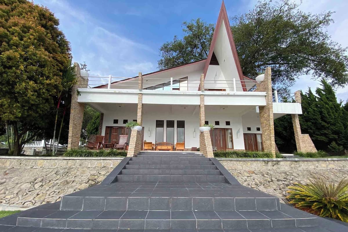 Exclusive Villa