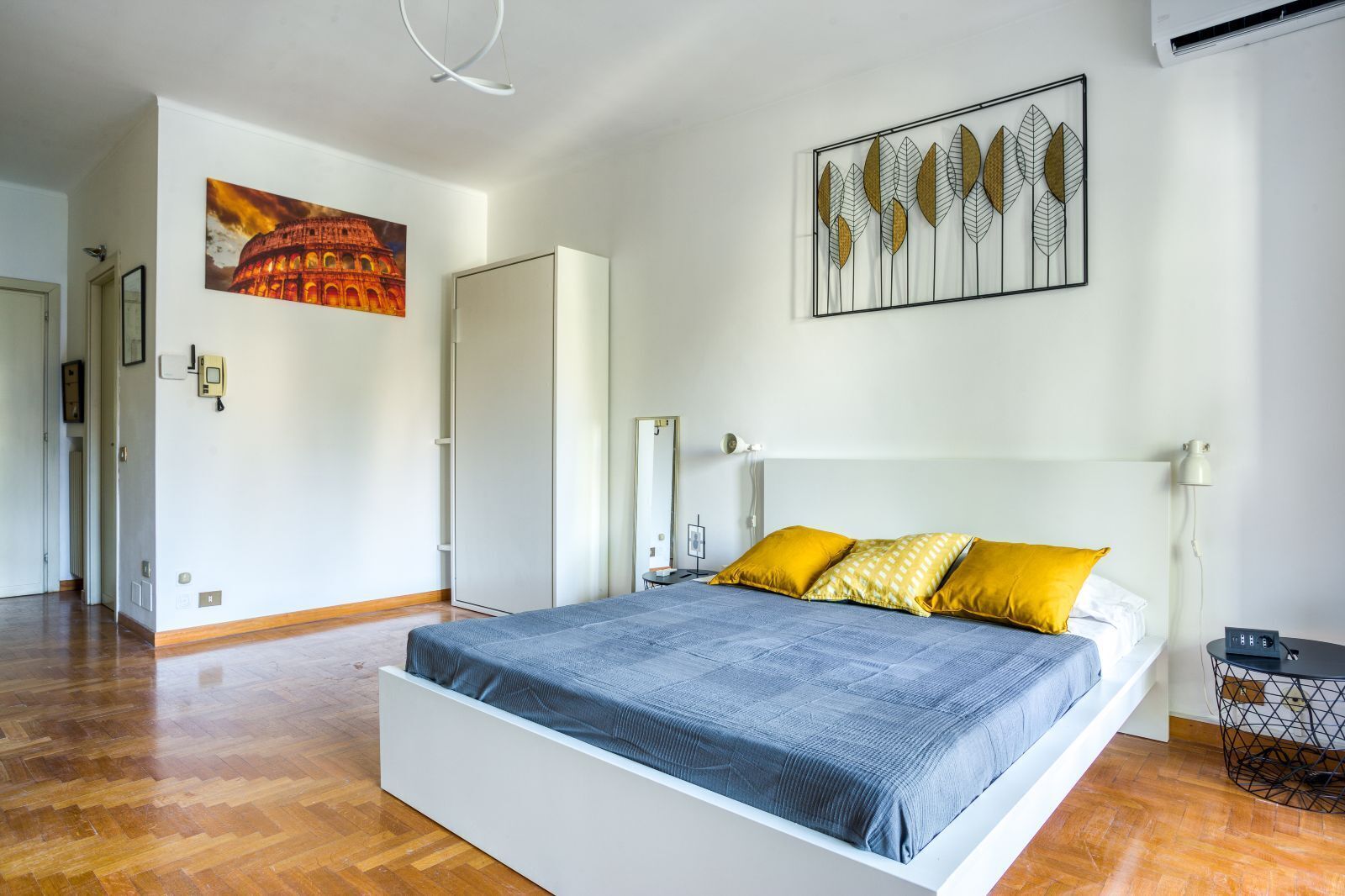 1 chambre, fer et planche à repasser, lit parapluie, Wi-Fi gratuit