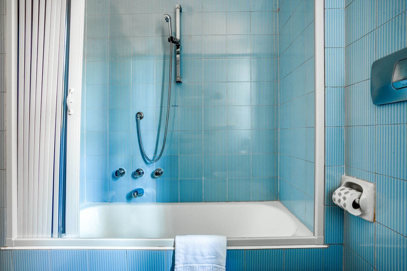 Free toiletries, hair dryer, bidet, towels