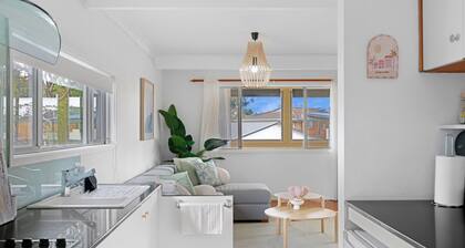 Vincentia Beach Bungalow by Book Jervis Bay - Your Coastal Escape
