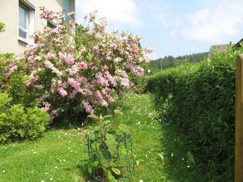 4-Star Apartment "Prior" with Small Balcony, Garden Access & Wi-Fi
