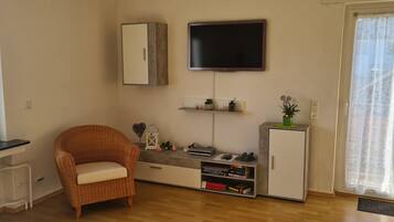 TV, stereo