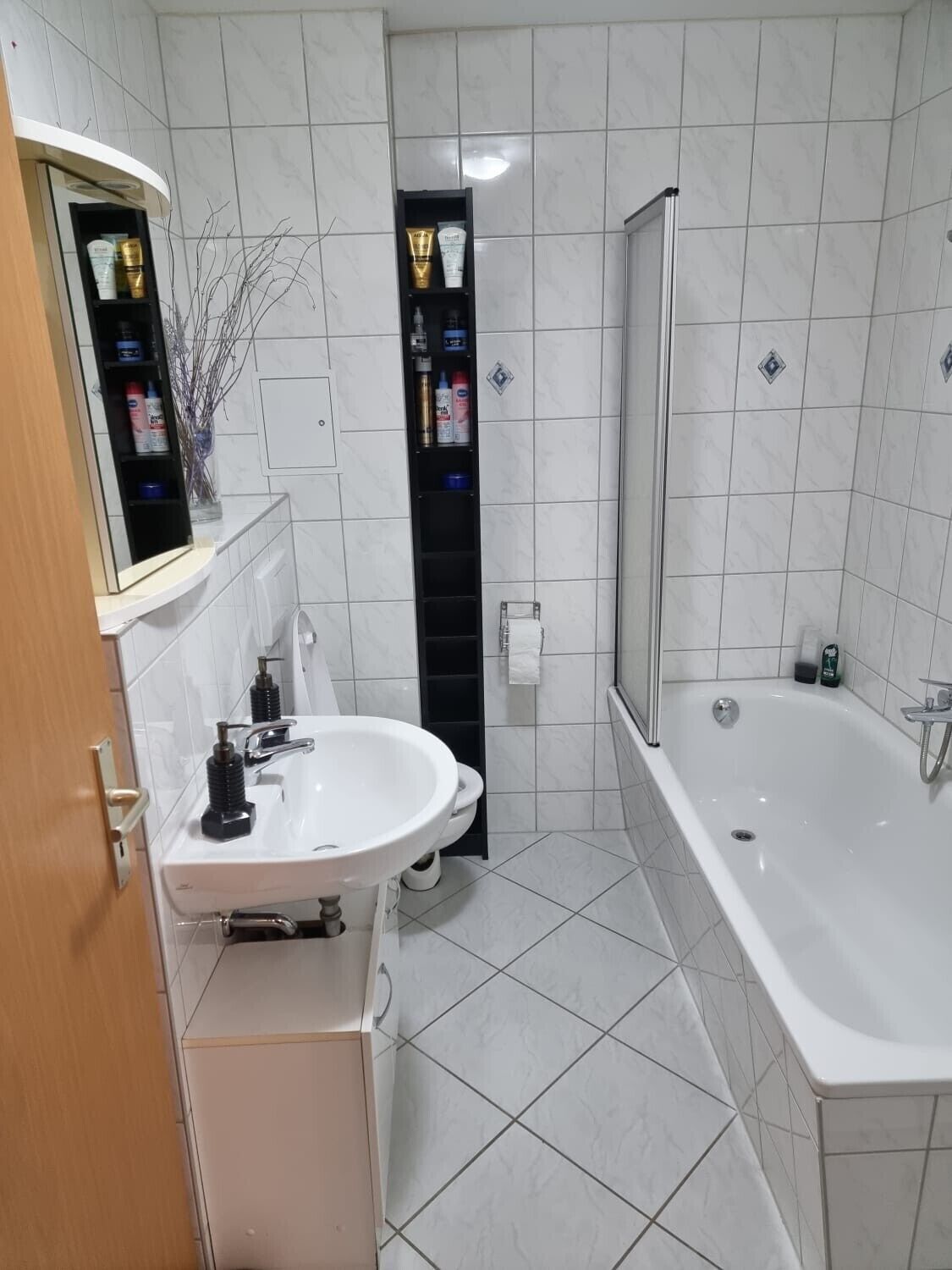 Dusche, Haartrockner, Handtücher