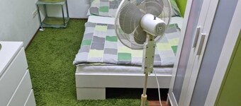 Large 4-Room Apartment with Balcony and Wi-Fi