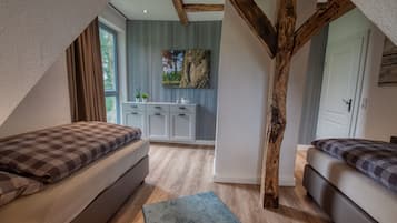 4 Schlafzimmer, kostenloses WLAN, Bettwäsche