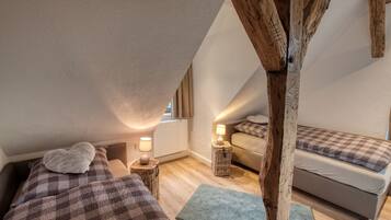 4 Schlafzimmer, kostenloses WLAN, Bettwäsche