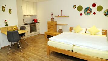 Wi-Fi de cortesia, roupa de cama