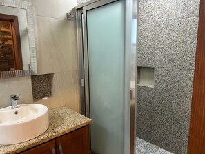 Jetted bath, towels, soap, toilet paper