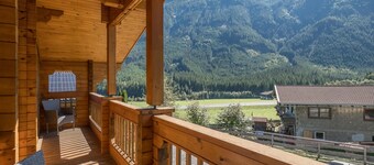 Typical Austrian chalet with sauna & nice view
