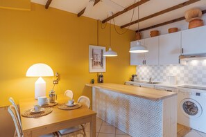 Family Apartment, Multiple Bedrooms (Brentano Giardino) | Private kitchen | Fridge, microwave, stovetop, dishwasher - Brentano Giardino (Tremezzina)