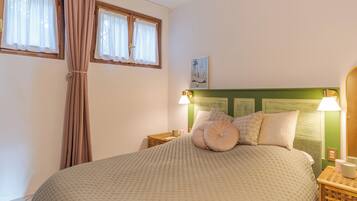 2 quartos, Wi-Fi de cortesia, roupa de cama