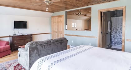 Vacation Rental: The Loft at the Barn