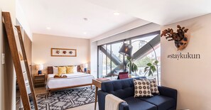 2 Schlafzimmer, Schreibtisch, Bügeleisen/Bügelbrett, Reisekinderbett