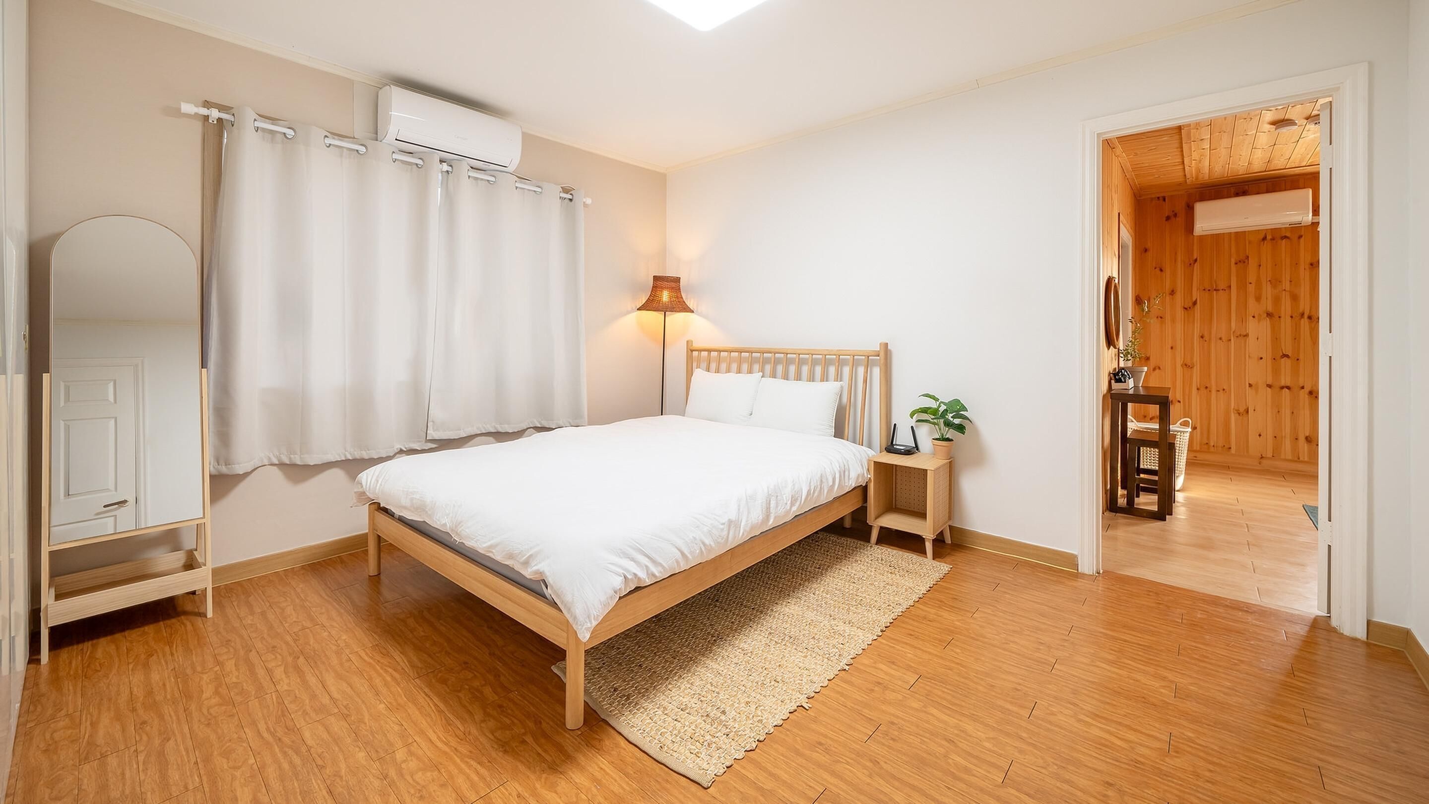 Basic Room, 5 Bedrooms (dagamstaydokchaepoolvilla) | 5 bedrooms, free WiFi