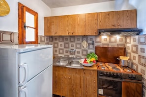 Standard Villa, Multiple Bedrooms (Tuscany Villas With Private) | Private kitchen | Fridge, microwave, oven, stovetop - Home in Tusany With Private Pool&tennis (Loro Ciuffenna)