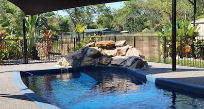 Seabreeze @ Dundee Beach with large inground pool