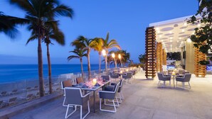Restaurant - Garza Blanca Spa & Resort - Los Cabos (Cabo San Lucas)