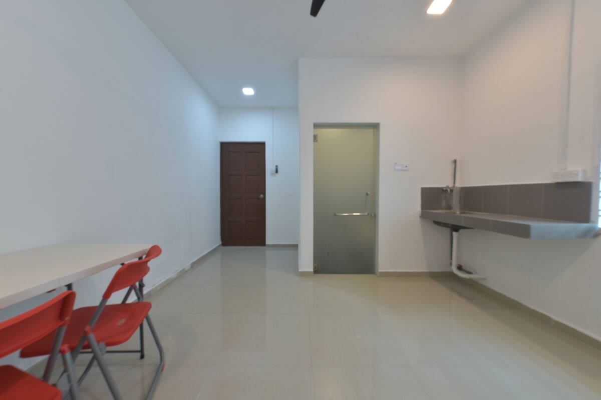 Standard Single Room, Private Bathroom | Bed sheets