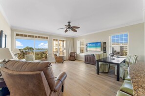 Apartment (Reflections at Bay Point Unit 412 (3/) | Außenbereich