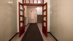 Interior entrance - 2ndhomes Top Floor 3BR Apartment w Sauna (Helsinki)