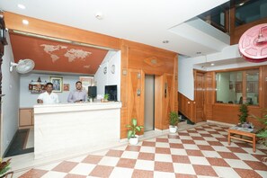 Lobby - Hotel Kochar Continental (New Delhi)