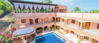 Dinah's Tourist Inn Puerto Princesa