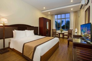 Doppia Standard | Biancheria da letto di alta qualità, una cassaforte in camera