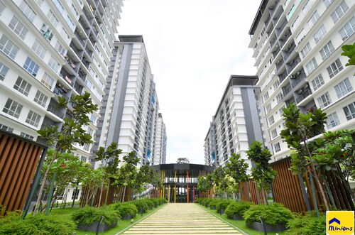 4BR Minions Homestay-Free WiFi & Parking Near KLIA & MAHSA