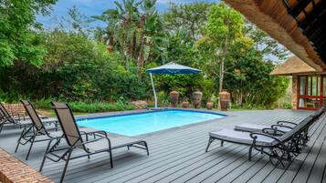 3 piscinas al aire libre