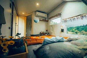 Romantic Studio Suite, Hill View | Bathroom | Hair dryer, slippers, towels, soap