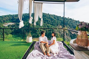 Design Tent | Individually decorated, desk, blackout drapes, free WiFi