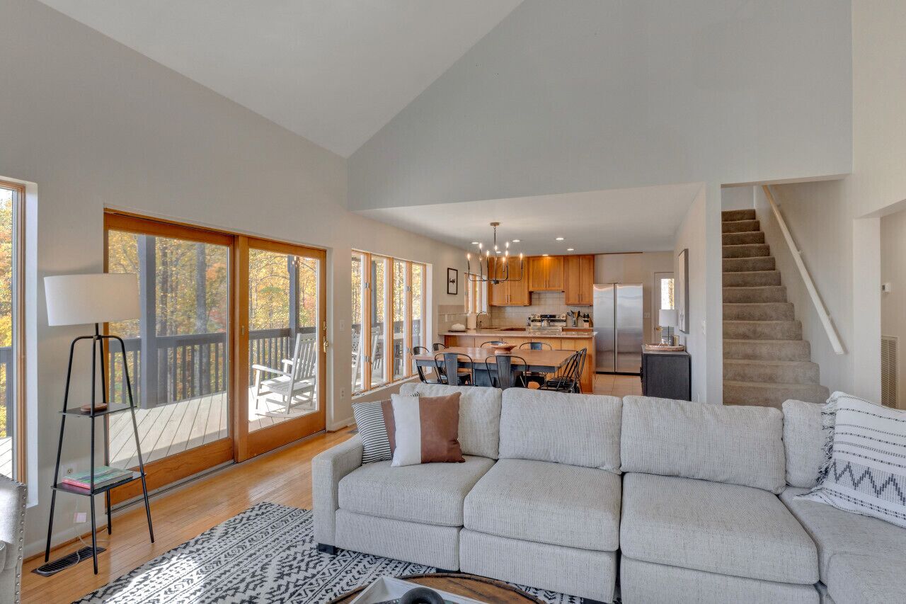 Smart-TV, Kamin, DVD-Player, Tischfußball