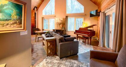 Corporate Cabin Aurora Refuge