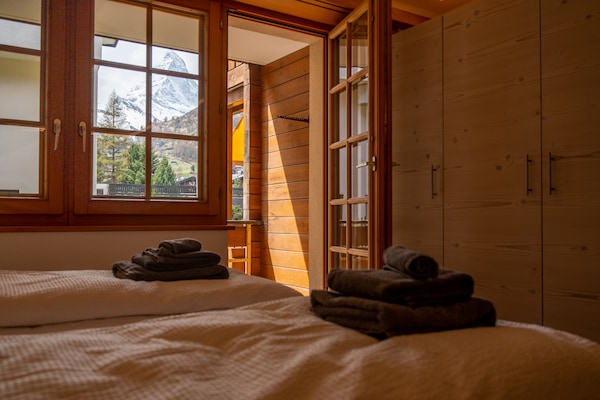 Vacation home plus CHF 160 cleaning fee on top of the rate | Living area
