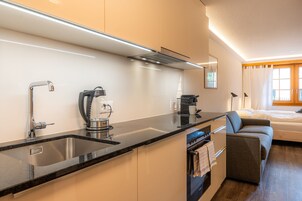 Sistema de insonorización, wifi gratis y ropa de cama 