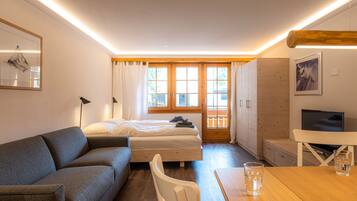 Vacation home plus CHF 160 cleaning fee on top of the rate | Soundproofing, free WiFi, bed sheets