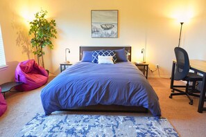 3 bedrooms, desk, iron/ironing board, WiFi