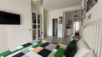 Down comforters, in-room safe, desk, laptop workspace