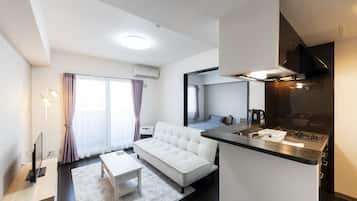 Basic Apartment | Living area