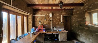 Shoonya Home Stay - Devalsari Deodar Forest Range - 60min from Mussoorie