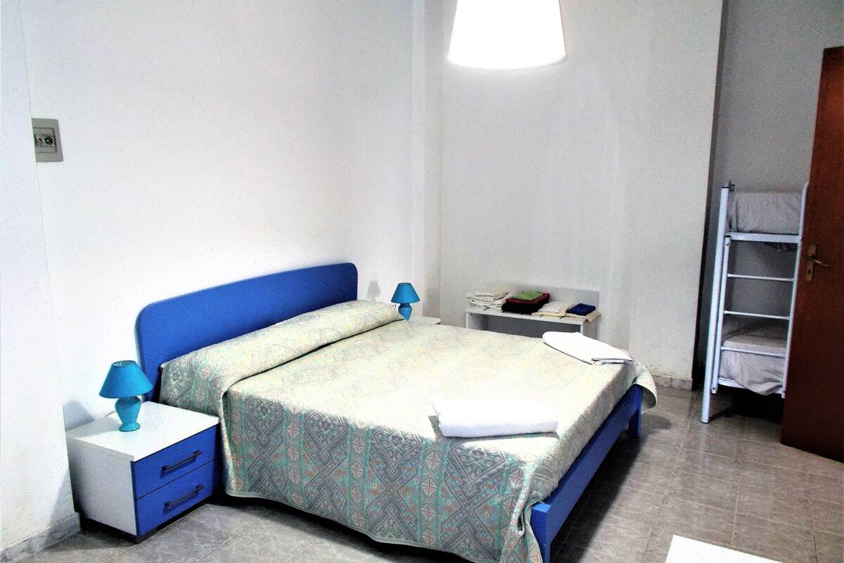 Basic-Apartment, 1 Schlafzimmer, Meerblick | 1 Schlafzimmer, Allergikerbettwaren, Bügeleisen/Bügelbrett, Bettwäsche