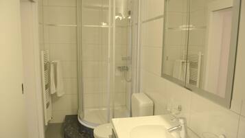 City Apartment | Bathroom