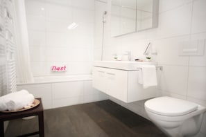City-Apartment | Badezimmer