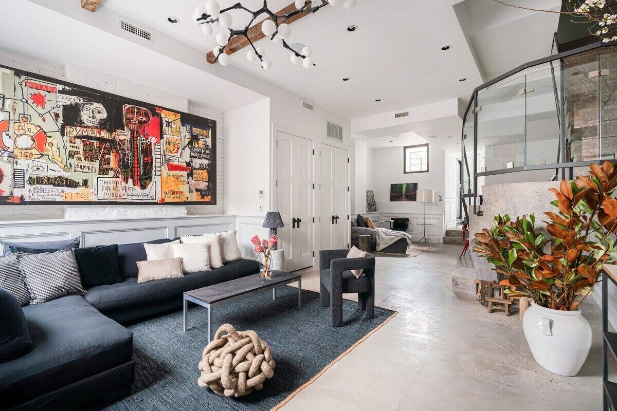 117BK-A Luxury 3BR Williamsburg Apt ~Private Patio