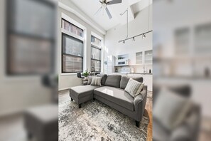 Exterior - Cincinnati City Club Apartments by Airriva (Cincinnati)