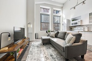 Exterior - Cincinnati City Club Apartments by Airriva (Cincinnati)