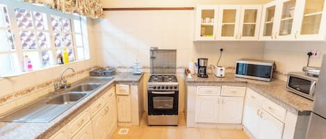 Microondas y horno